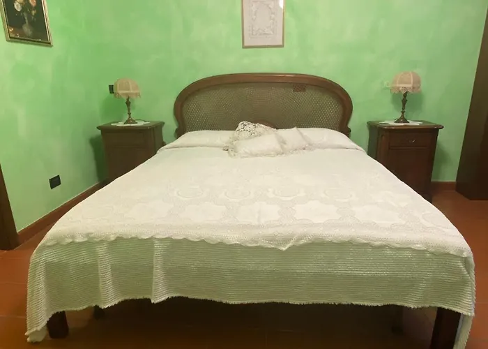 La Cassina بيت ضيافة سبيلامبيرتو